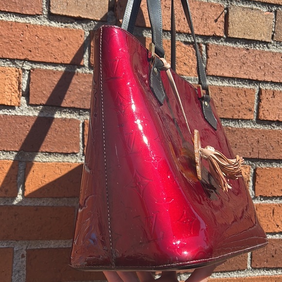 Authentic Louis Vuitton Set Matching Purse and Wallet Vernise Reader - Picture 6 of 17